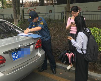 网约车司机无“证”接单？结果司机吃到了1万元罚单