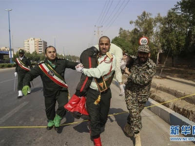 伊朗纪念两伊战争爆发38周年阅兵仪式遭袭 致24死53伤
