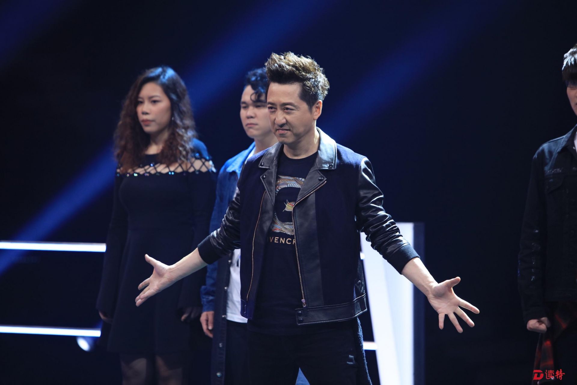 “哈士奇”变“特斯拉”，《中国好声音》上演“哈李大战”
