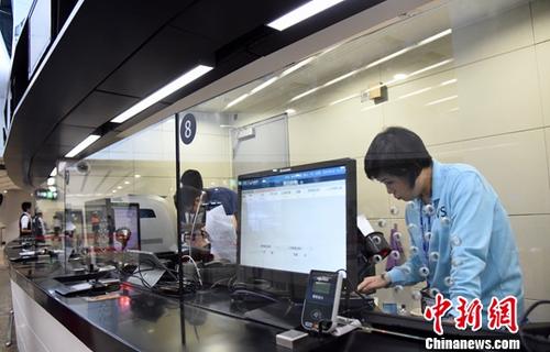 高铁香港段车票开售 越站补票机制不适用于西九龙站