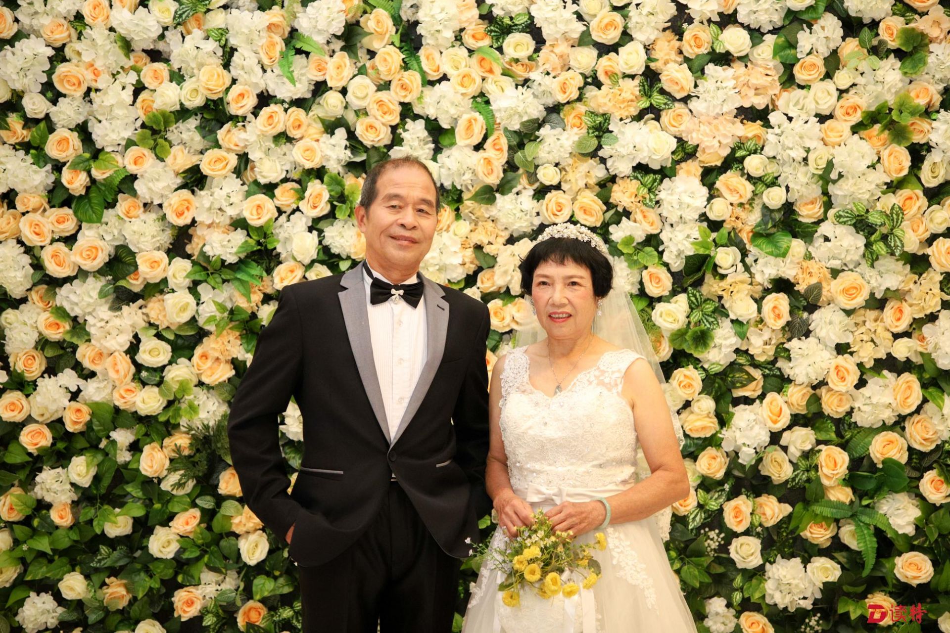 定格最美岁月！东莞10对长者夫妇携手“重返20岁”