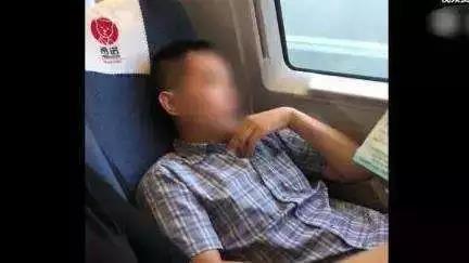 广东：火车霸座者将有法律“紧箍咒”