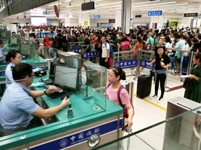 深圳口岸国庆假期日均迎客逾80万人次