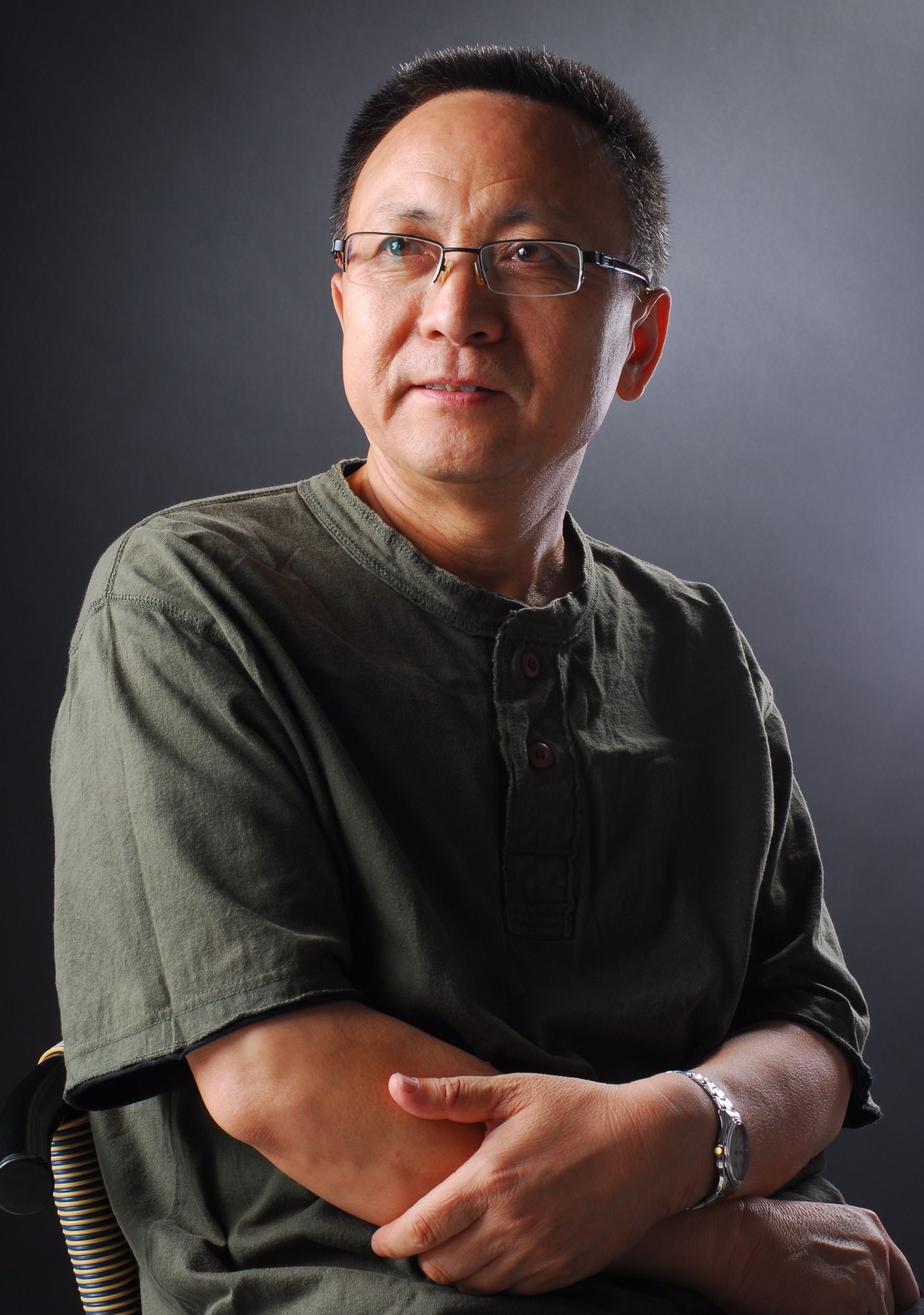 厉害了！深圳艺术家戴培仁作品亮相“世界第一大屏”