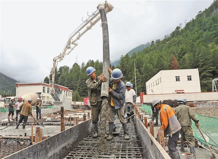 习近平总书记视察广东重要讲话引起深圳扶贫干部热烈反响