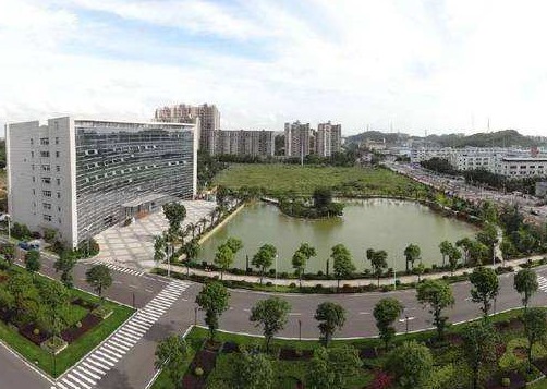 燕罗街道劳动办成功为11名员工调解纠纷