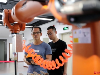 深圳智能打磨机器人及检测系统技术