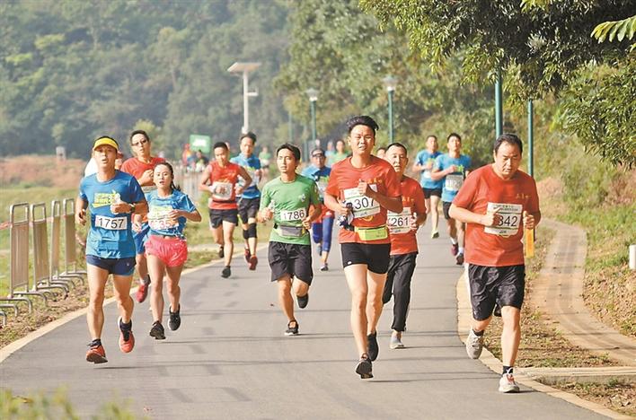 边赏景边跑步~在“山水燕罗”中奔跑畅享“微马”乐趣