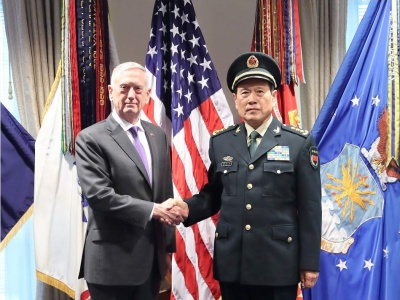 魏凤和与美国防部长会谈：双方应积极稳妥处理两军关系