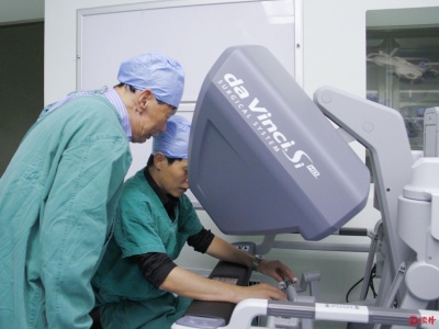 这个“达芬奇”不画画！腹腔手术引进机器人减轻患者痛苦