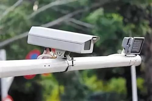 深圳64套新增电子警察上岗 它们都在这里！