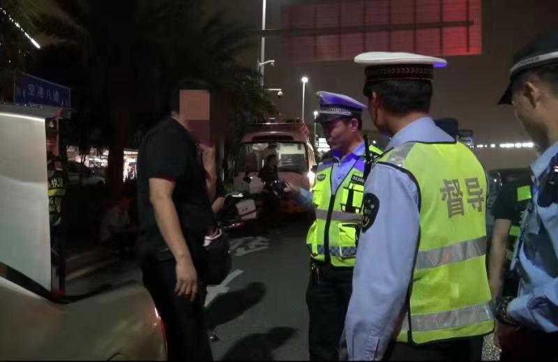 打击非法营运！深圳机场开展“打非治违”百日行动