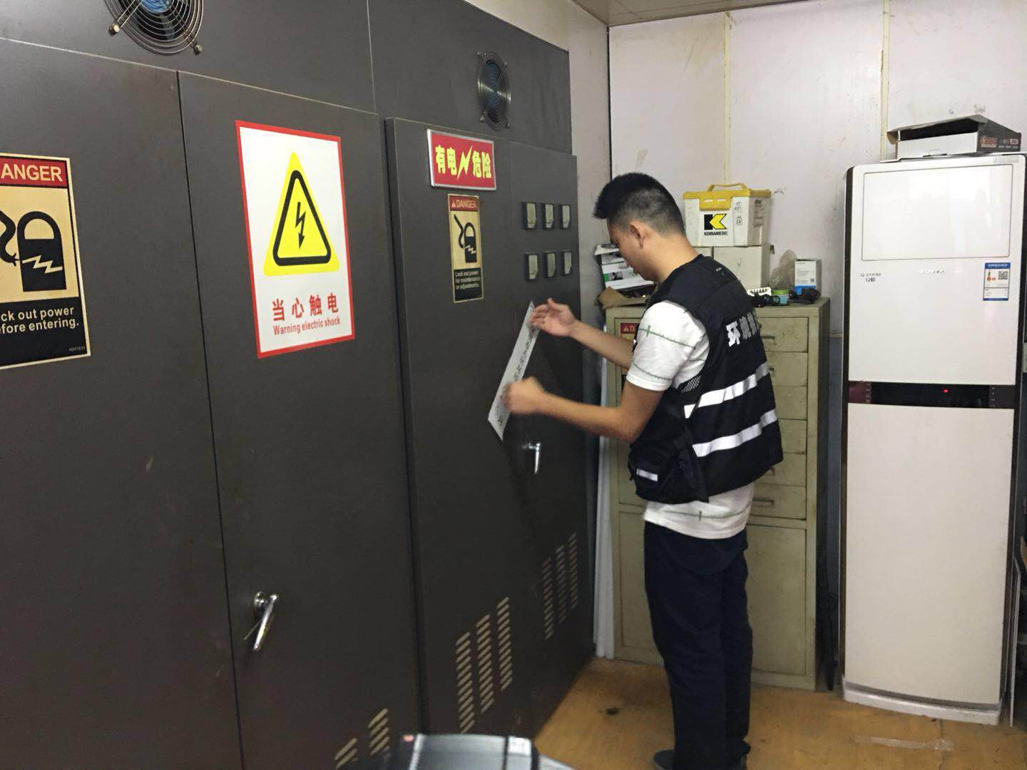 废气直排污染环境 通用沥青搅拌站被依法查封