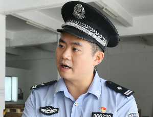 每日警星 | 陈琳辉：有勇有谋打造平安社区