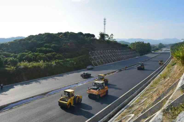 从莞高速惠州段有望明年春运前主线通车,深圳到从化省1小时