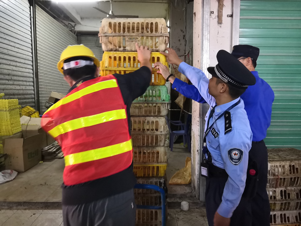 西乡网格员协助查处三处活禽私宰窝点