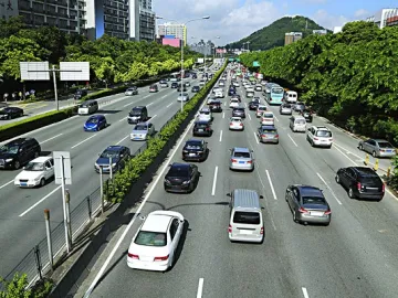 深圳市政府常务会议：着力推进道路交通安全共建共治共享