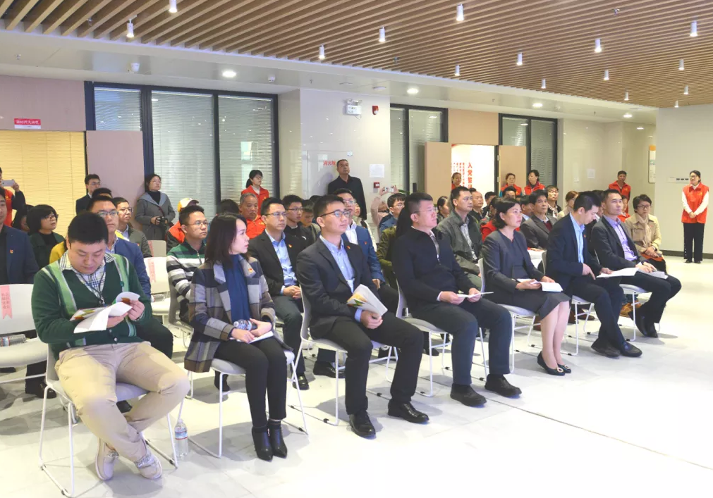 龙华区社会组织聚力空间揭牌！三位一体探索社会治理新格局