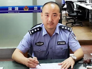 陈章：群众信赖的好警长  
