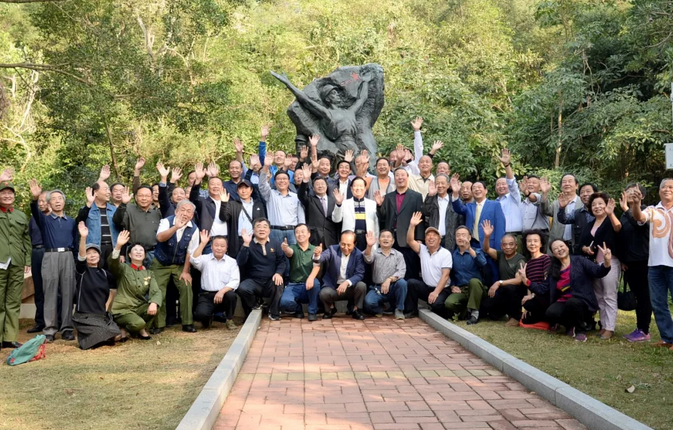 基建工程兵深圳战友举办集体转业35周年联欢会