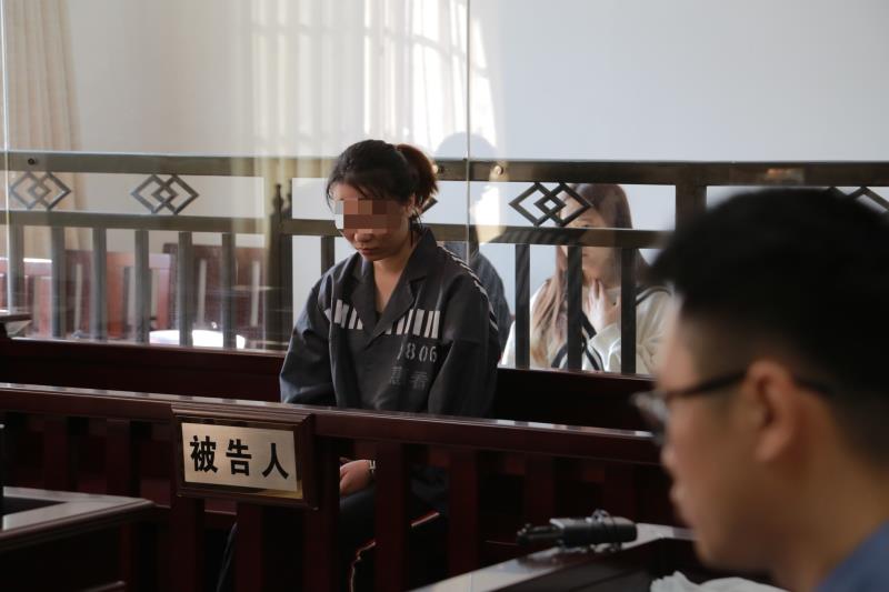 惠州一男子摩托车酒驾被查 女乘客殴打女交警被判刑9个月