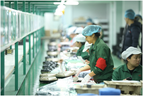 扶持1000家“拼工厂”！拼多多“新品牌计划”发力C2M