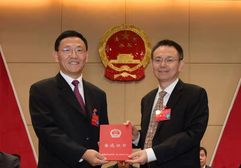 深圳坪山区一届人大三次会议召开 李勇当选坪山区区长