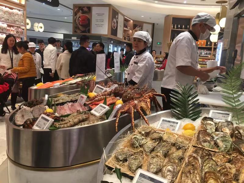 餐饮美食与超市无界融合 精品超市Olé全国开了52家店