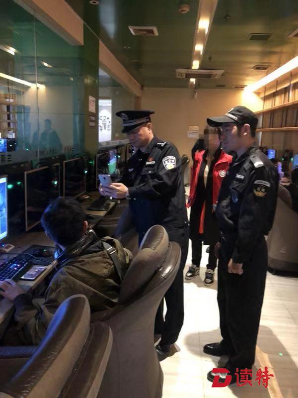 南山警方岁末多措并举强化社会面控防