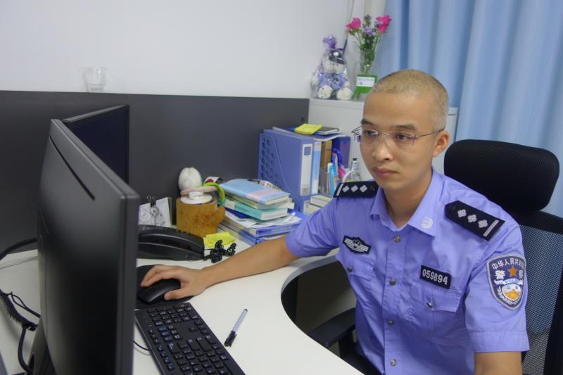 每日警星 | 陆振中：出入境部门的办案高手