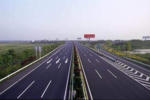 粤北两条高速通车！我国高速公路里程突破14万公里