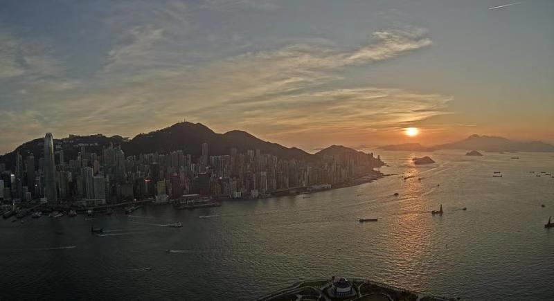 香港天文台新增环球贸易广场实时天气照片