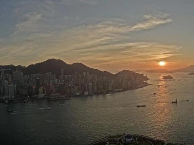 香港天文台新增环球贸易广场实时天气照片