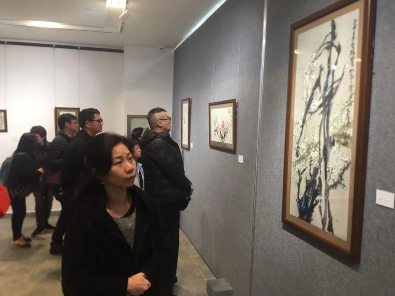 水墨飘香越洋而来 王玉花博士艺术作品展在深开幕