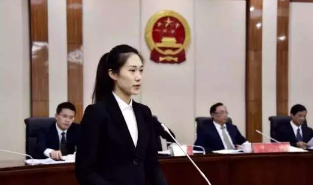 90后北大在读女博士被提任“县级市女副市长”