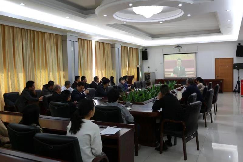 龙岗区规划土地监察局组织观看庆祝改革开放40周年大会