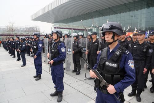 市公安局：打造现代警务运行体系，开创公安工作新局面