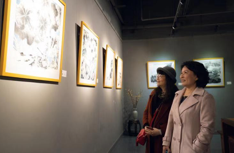 看展 | 翰墨丹青呈现桃李芬芳！“戴培仁师生迎春画展”展出41幅精品