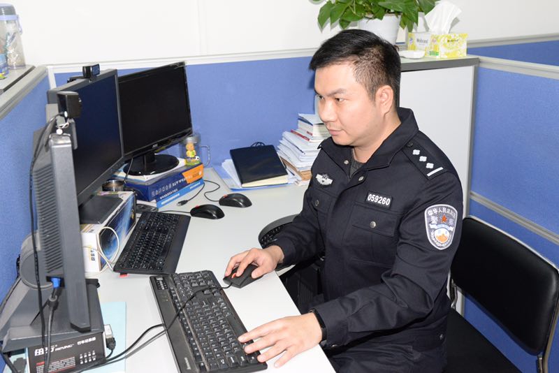 每日警星 | 刘育承：网络扫黑除恶先锋