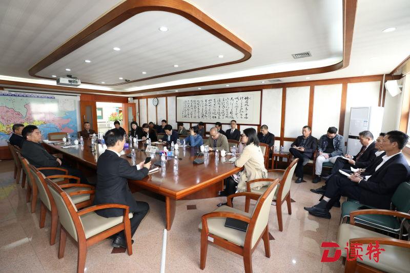 深圳口岸实施应急播报机制  每天实时播报通关情况