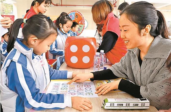 无人监考、主题游园、游戏闯关……中小学期末测试玩出新花样