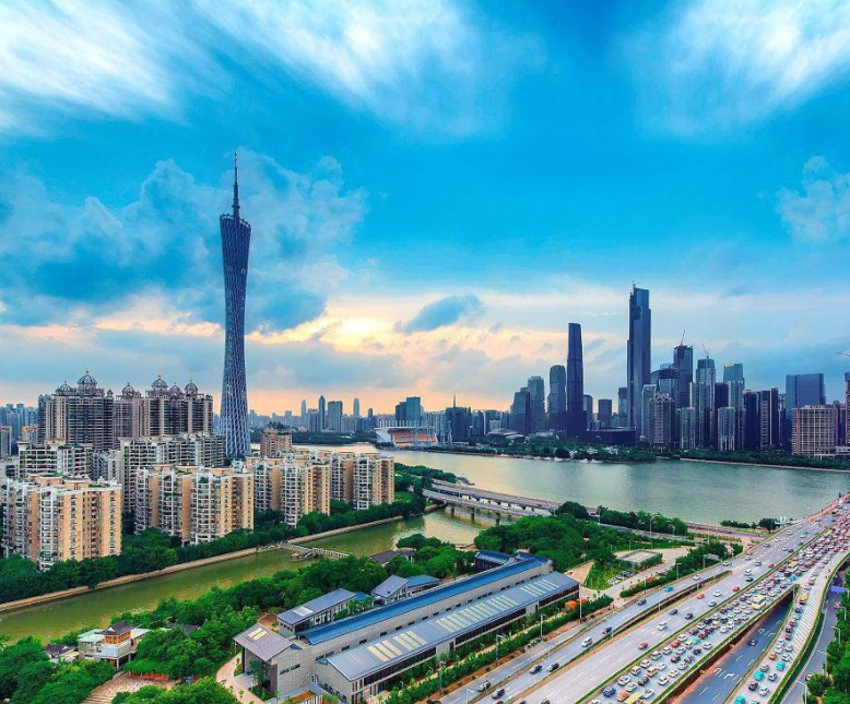 李希参加广州代表团审议：以新担当新作为焕发城市新活力