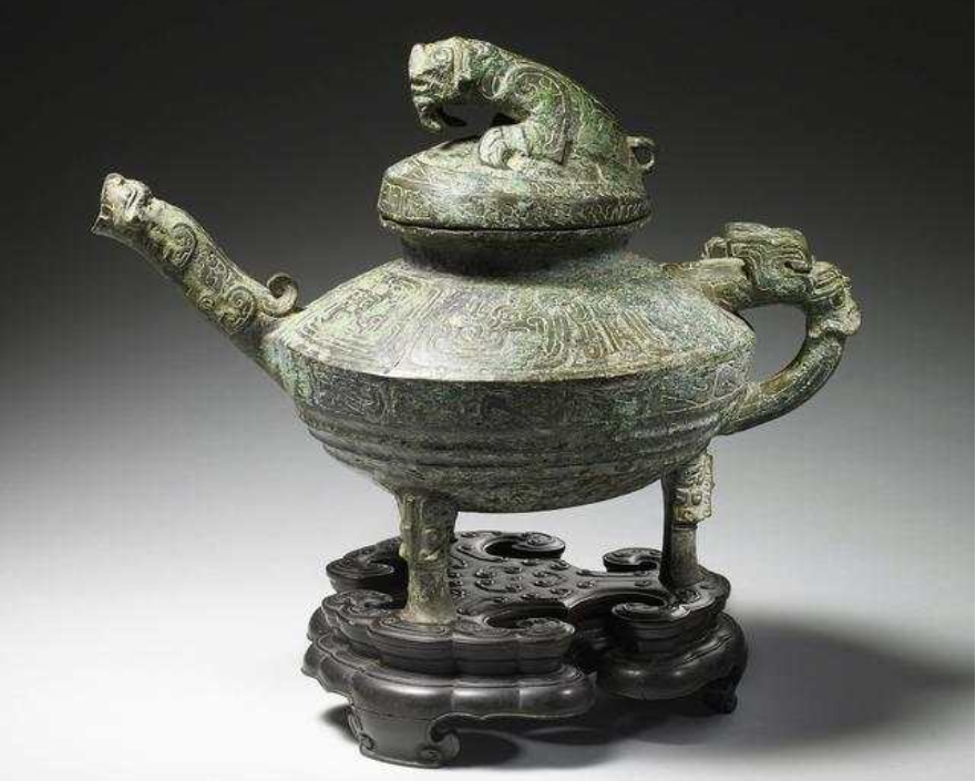 圆明园流失文物虎鎣国博展出 1860年遭英国军官劫掠
