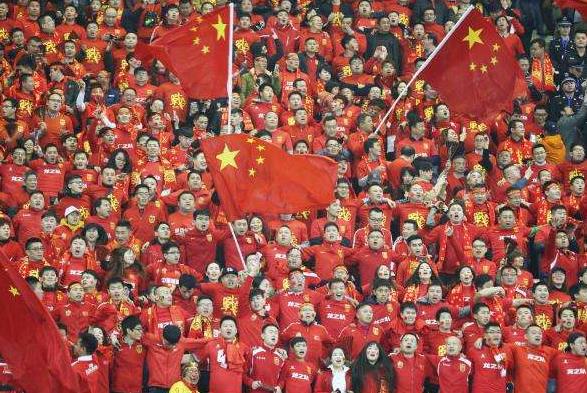 备战亚洲杯进入冲刺阶段：对手换场，国足换房