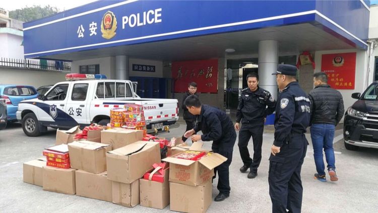 大鹏新区开展岁末年初烟花爆竹“打非”治违专项整治