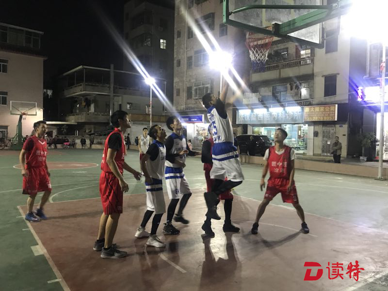 热血篮球 活力无极限！“友谊杯”男子篮球赛开赛