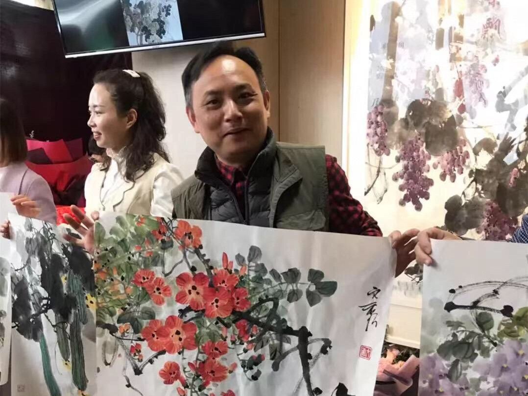 看展︱葡萄画庆新年！2019迎春葡萄画展呈现“硕果飘香”