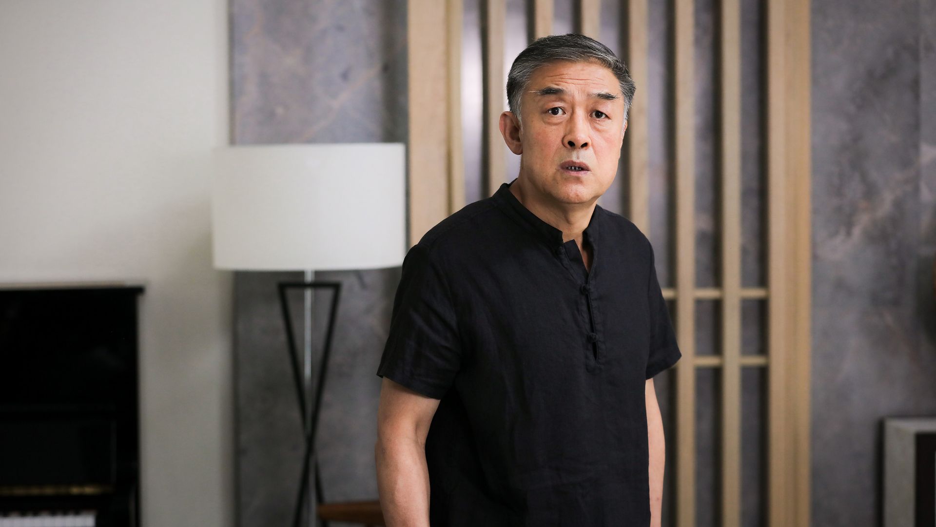 李建义“憨爸”形象深入人心 新剧与张国立演情敌