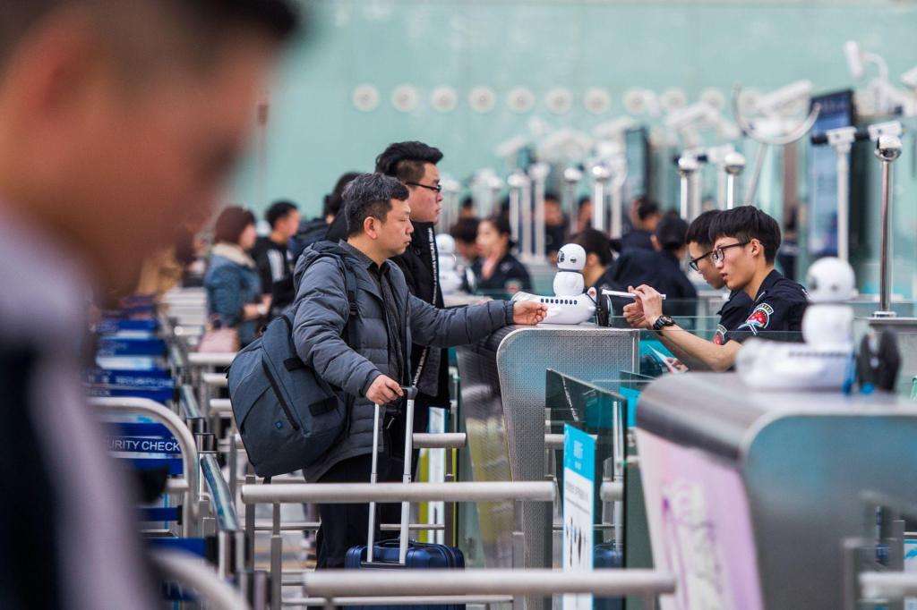 单日客流超16万人次！深圳机场迎来春节返程高峰