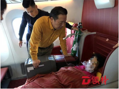 危急！乘客飞机上心脏骤停！万幸！深圳医生施救成功！